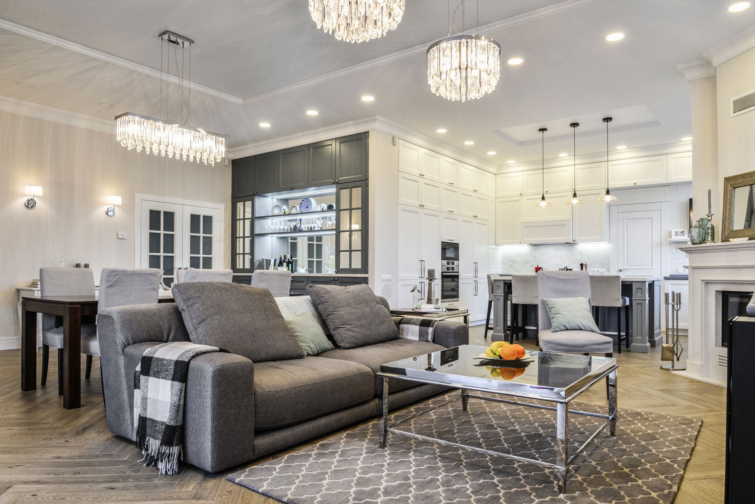 How New Homeowners Should Approach Interior Design Focused On Lighting