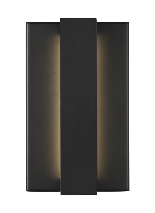 Windfall 8" Outdoor Wall Sconce in Black