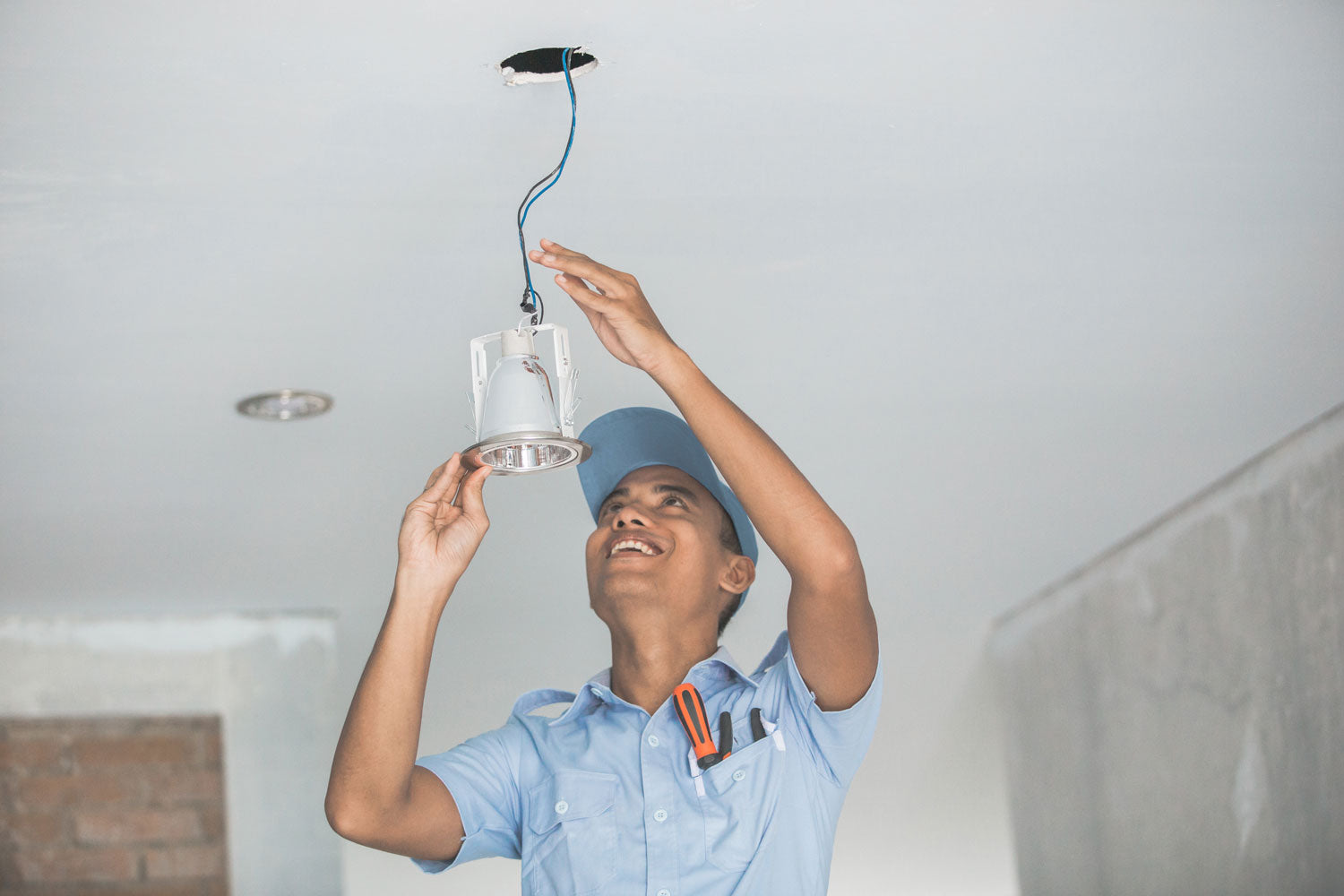 Why You should Hire a Professional Lighting Installer