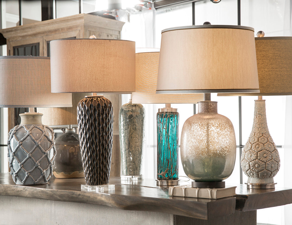What Size Lamp for Console Table: Perfect Fit Tips Revealed
