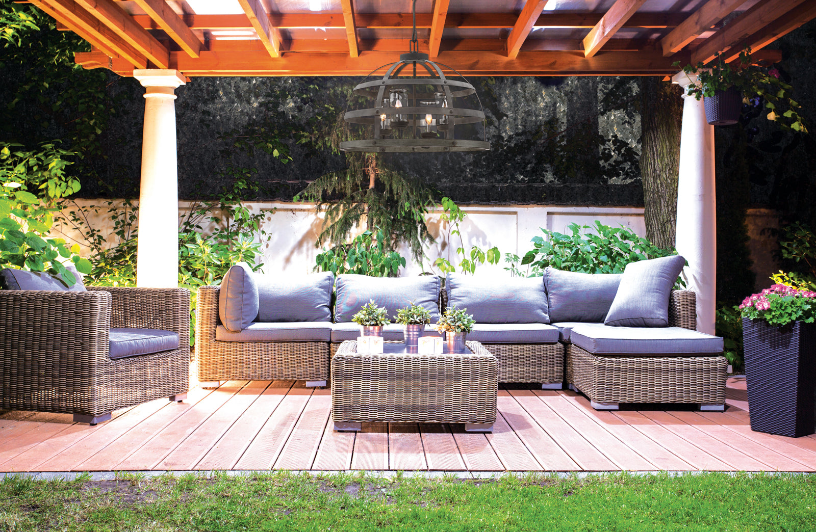 Your Guide To Outdoor Lighting: Selection & Best Practices