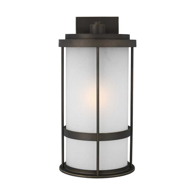 Wilburn Large Outdoor Wall Lantern 8790901 in Antique Bronze