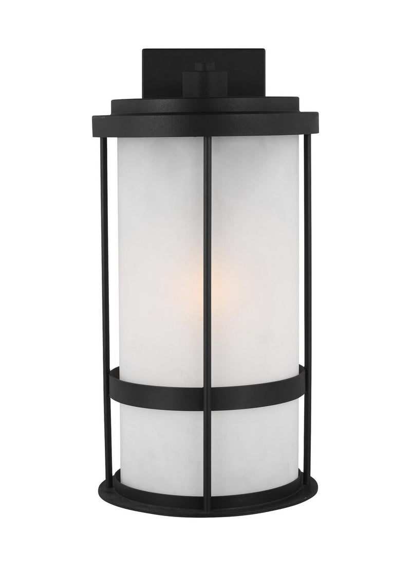 Wilburn Large Outdoor Wall Lantern 8790901 in Black