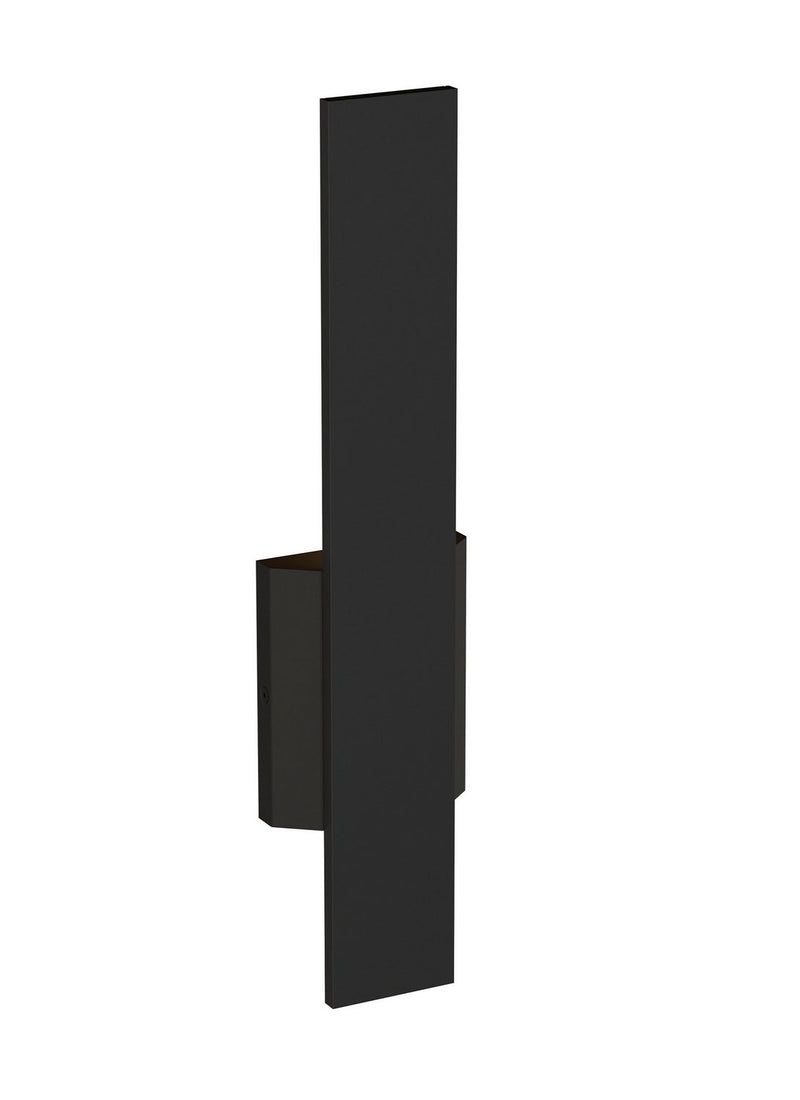 Blade 18 Outdoor Wall Sconce in Black