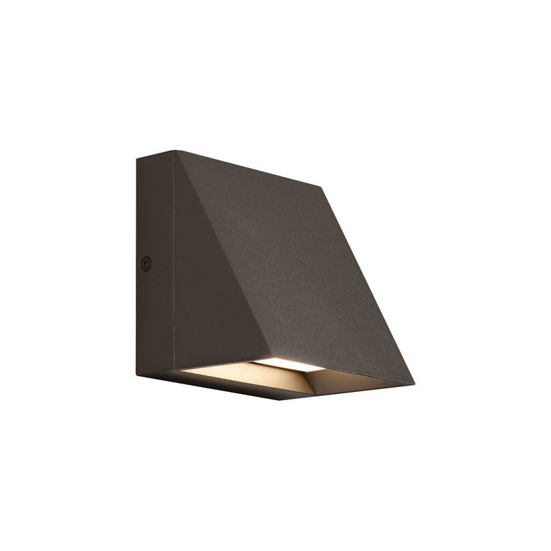 Pitch Single Outdoor Wall Sconce in Single Bronze