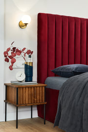 Neoma 1 Light 5.25" Wall Sconce in Modern Gold in a room setting