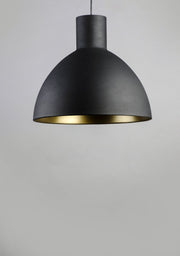 Cora 13.75" Pendant in Black / Gold