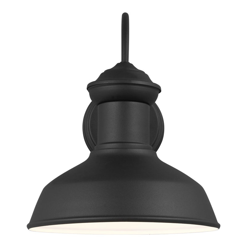 Fredricksburg Small Outdoor Wall Lantern in Black