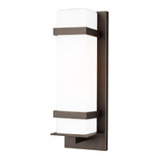 Alban Medium Outdoor Wall Lantern 8620701 in Antique Bronze