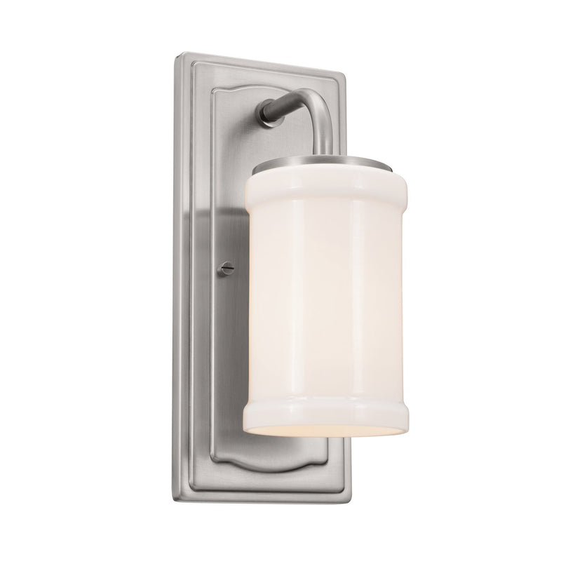 Vetivene Bath Sconce in Classic Pewter