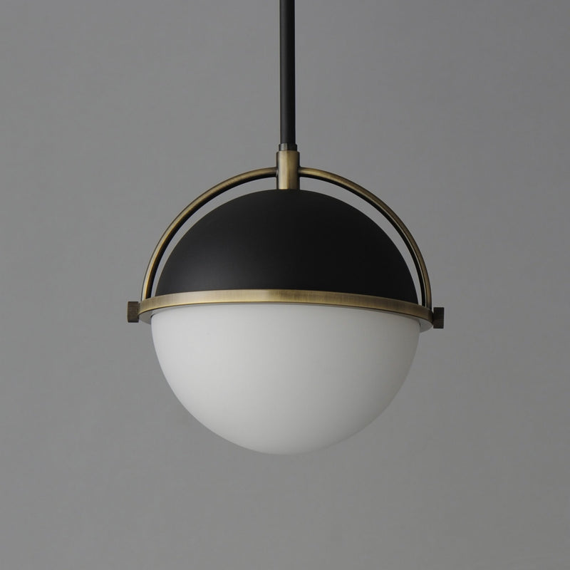 Duke 10" Pendant in Black / Weathered Brass
