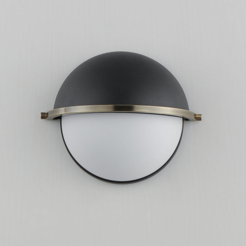 Duke Half Sconce in Black / Weathered Brass