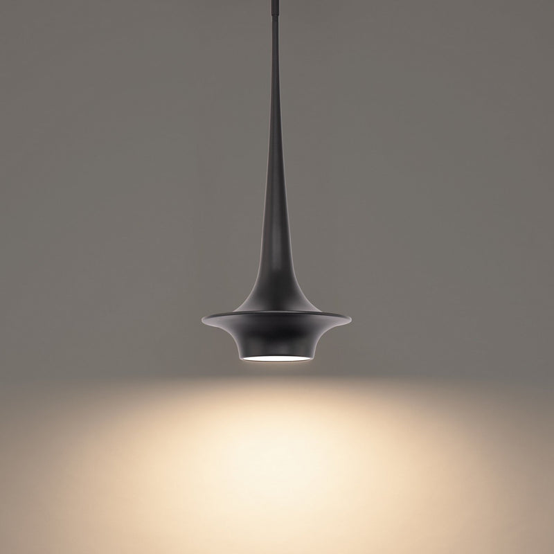 Hugo Pendant in Black