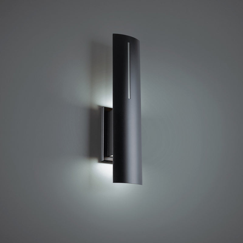 Aegis 2-Light Outdoor Wall Sconce in 4000K