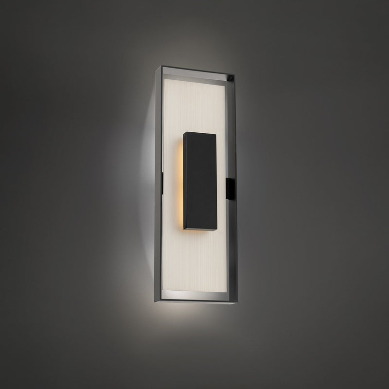 Boxie 22" Outdoor Wall Sconce in Black/brushed Nickel