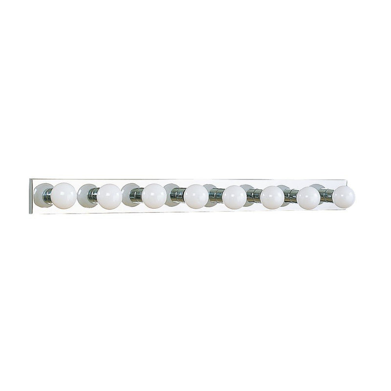 Center Stage 8-Light Bath Vanity Light in Chrome