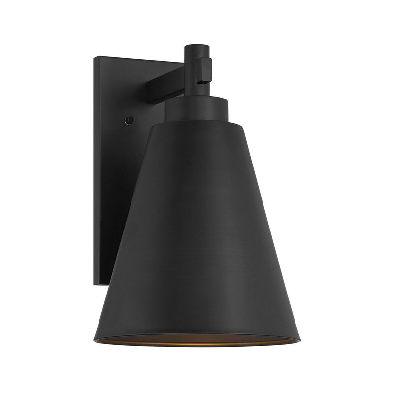 Ryder Large Outdoor Wall Sconce in Matte Black