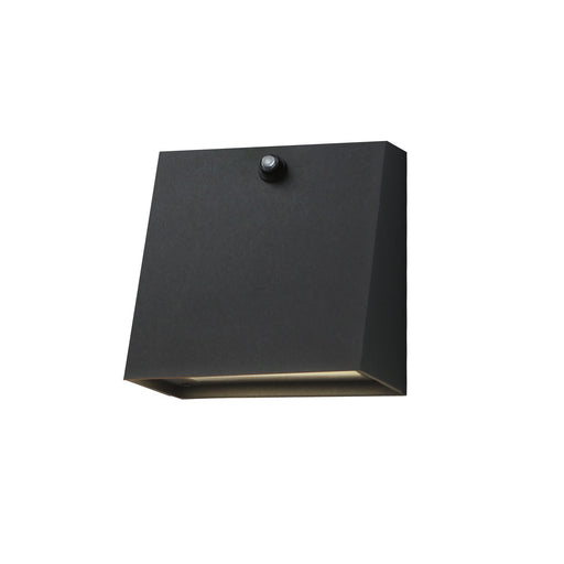 Pathfinder LED Outdoor Wall Sconce in Black