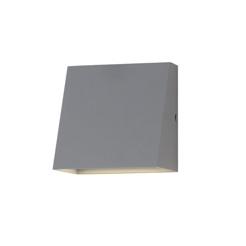 Pathfinder LED Outdoor Wall Sconce in Silver