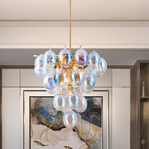 Globo 9-Light Chandelier in Brass