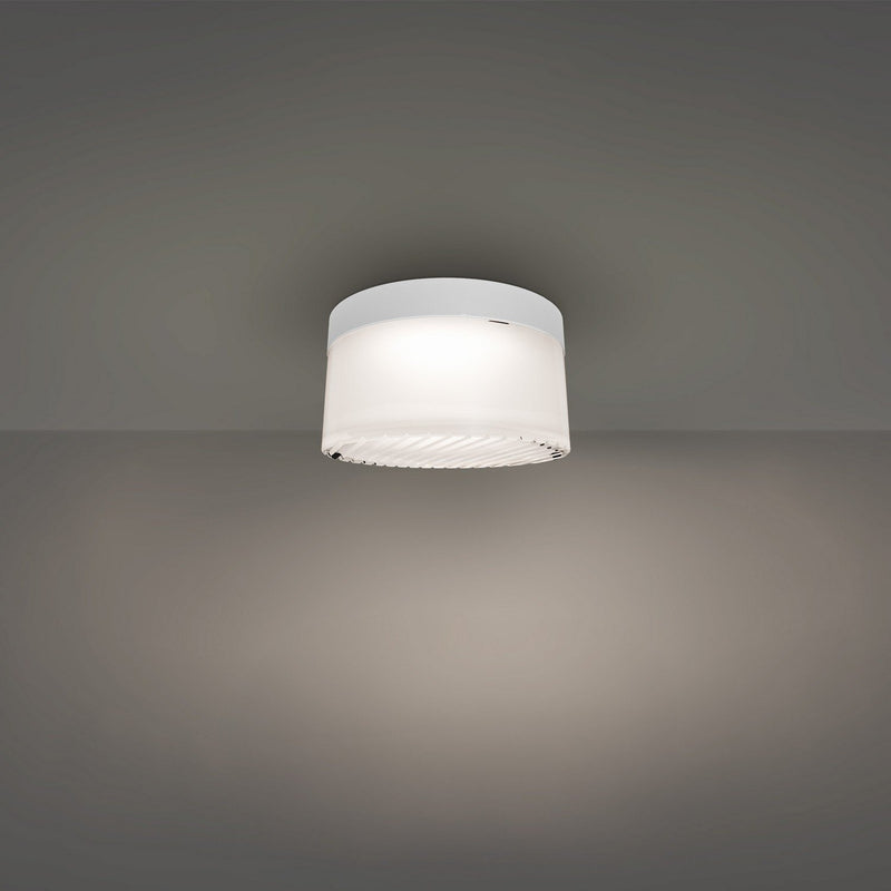 Tuck III Outdoor Flush Mount in White