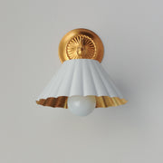 Primrose 1 Light Wall Sconce in Matte White / Gold Leaf
