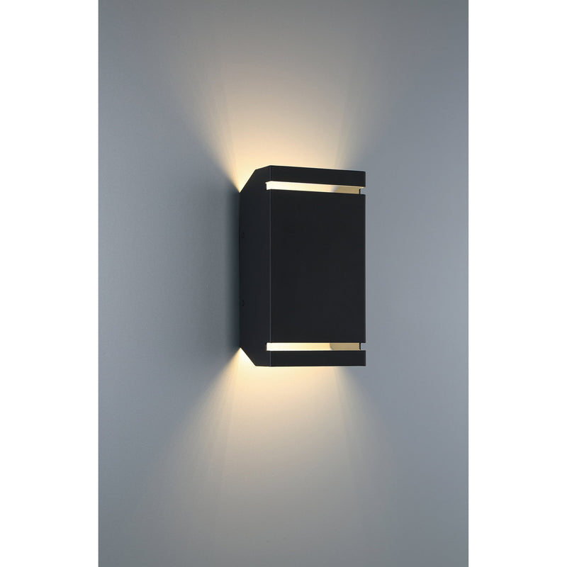 La Vida Vertical LED Outdoor Wall Sconce in Black