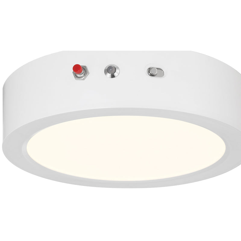 Slim 7" Color Selectable LED Flush Mount in White
