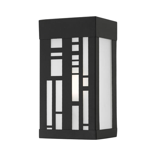 Malmo Small Outdoor ADA Wall Sconce in Textured Black