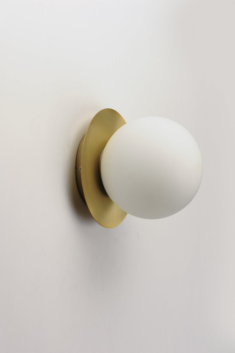 Vesper 7" 1 Light Wall Sconce in Satin Brass / Black