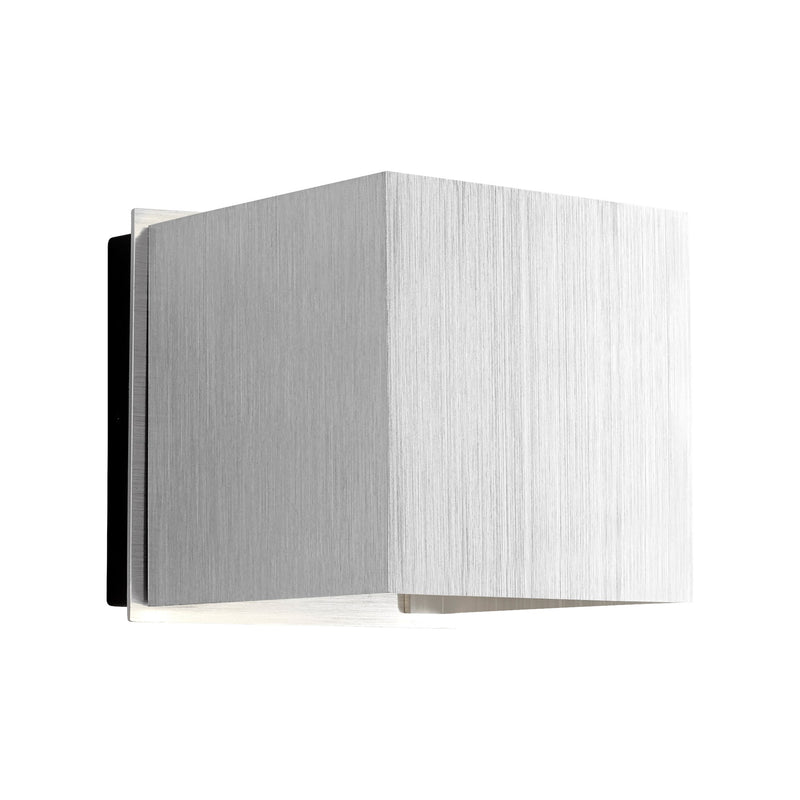 Kubo LED Outdoor Wall Sconce in Brushed Aluminum