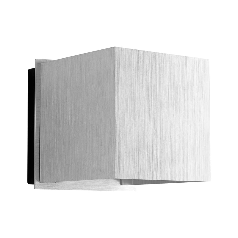 Kubo LED Outdoor Wall Sconce in Brushed Aluminum