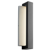Verve 18" LED Outdoor Wall Sconce in Black / Brushed Aluminum