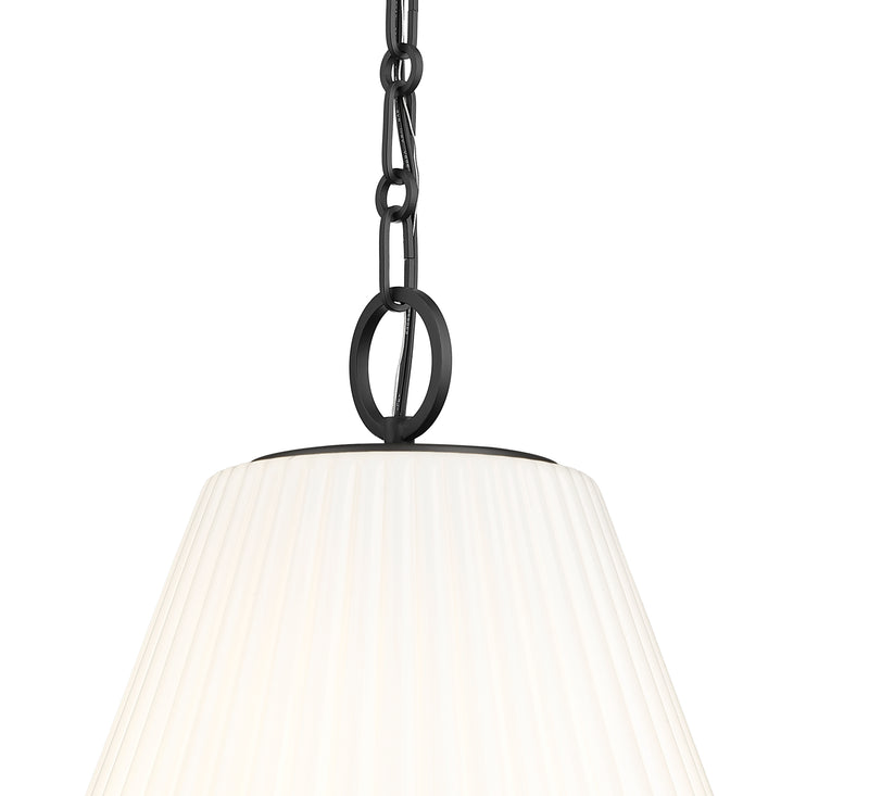 Alaric 3 Light 18" Pendant in Matte Black