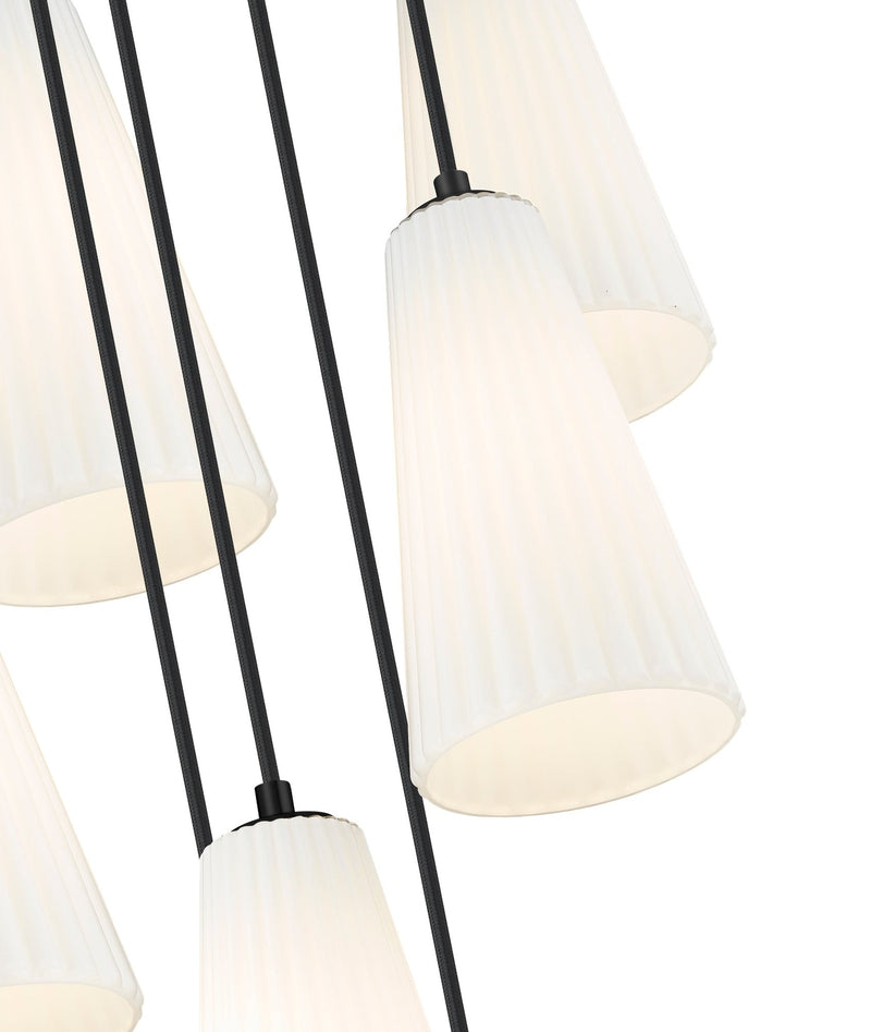 Farrell 7 Light 18" Pendant, 11" Tall in Matte Black
