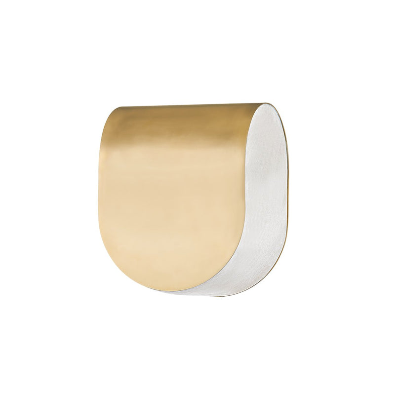 Briarwood Wall Sconce in Aged Brass