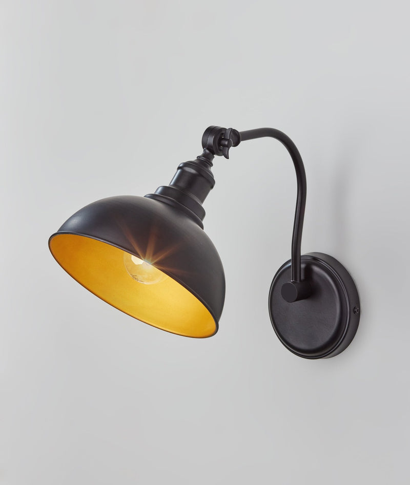 Wallace Wall Lamp in Black/Gold