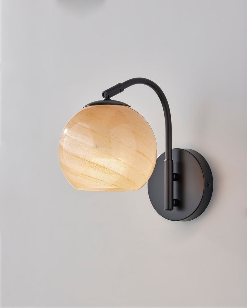 Nolan Wall Lamp in Black