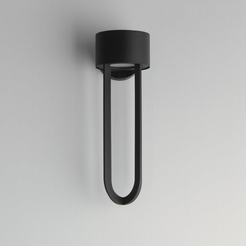 Quayside VX 18" Outdoor LED Wall Sconce in Black