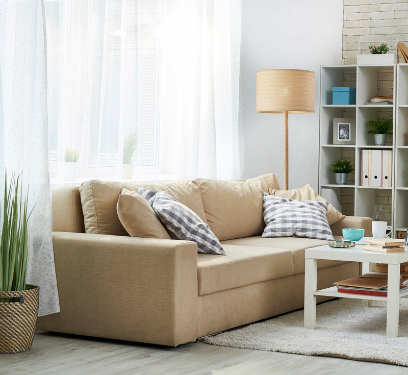 Ellis Floor Lamp in Natural Wood