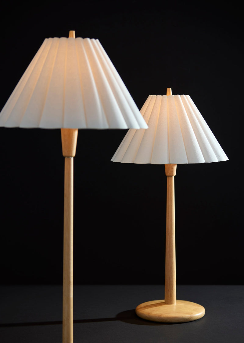 Scallop Table Lamp in Natural Wood