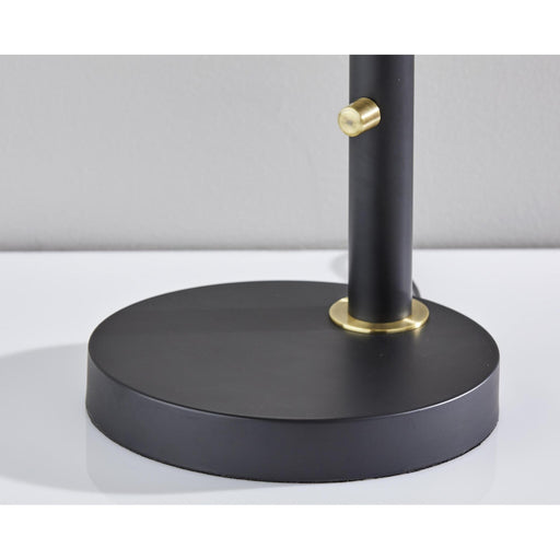 Oscar Desk Lamp in Black W. Antique Brass