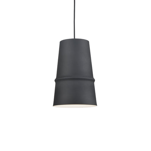 Castor 8" Pendant in Black
