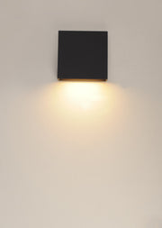Pathfinder 5.5" LED Outdoor Wall Sconce in Architectural Bronze