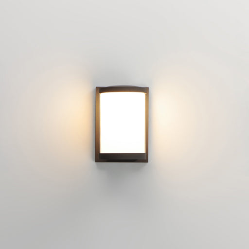 Barrel Medium LED Outdoor Wall Sconce in Black