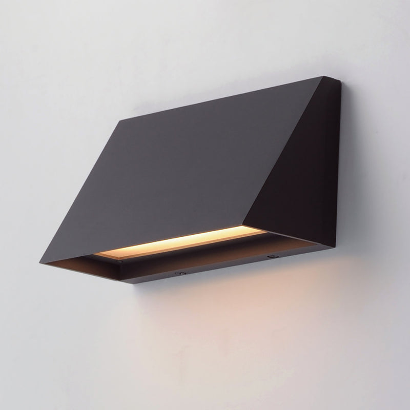 Pathfinder Wide 5CCT LED Outdoor Wall Sconce in Architectural Bronze