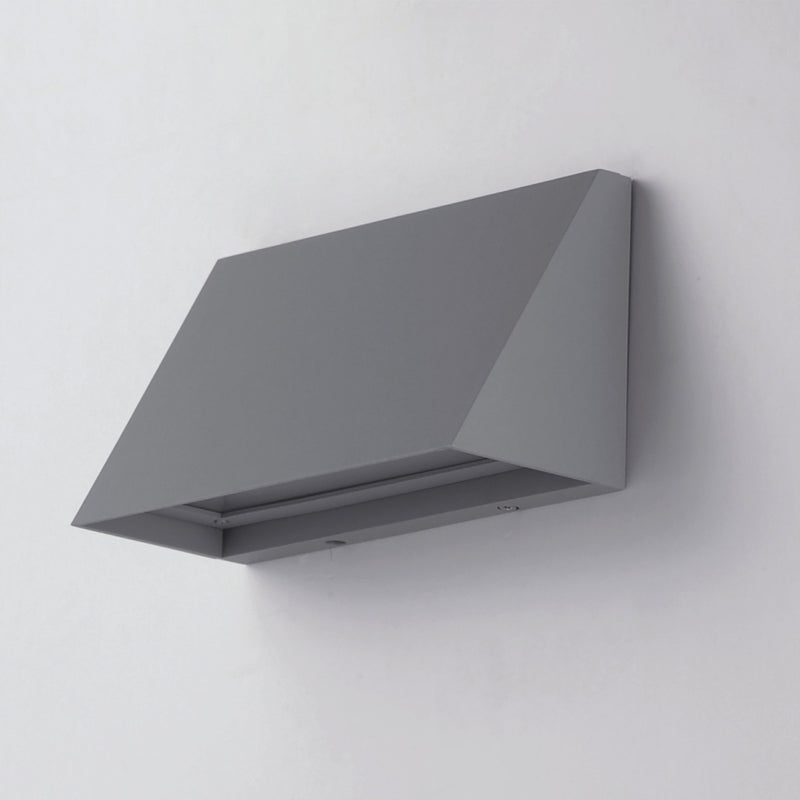Pathfinder Wide 5CCT LED Outdoor Wall Sconce in Silver