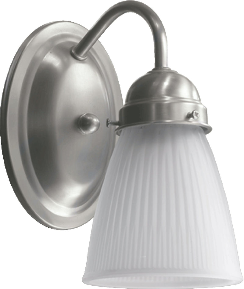 1 Light Traditional Wall Sconce in Satin Nickel