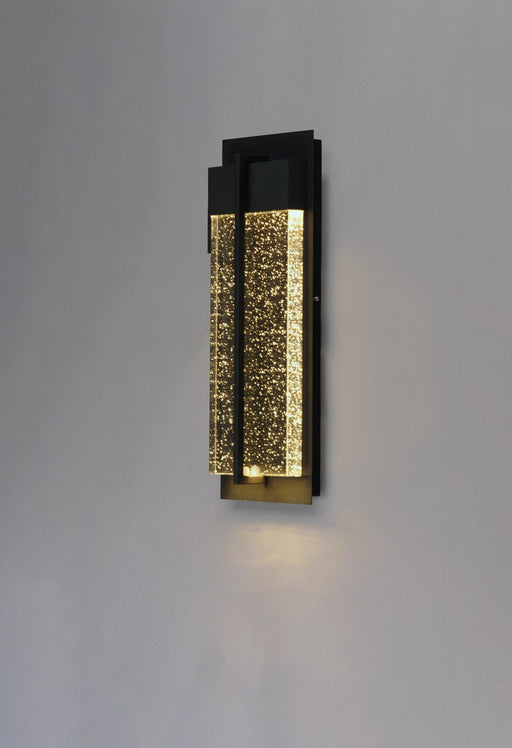 Cascade 16" LED Outdoor Wall Sconce in Black
