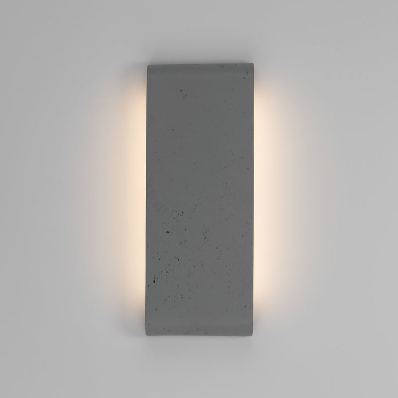 Stela 16" Outdoor Wall Sconce in Gray Travertine